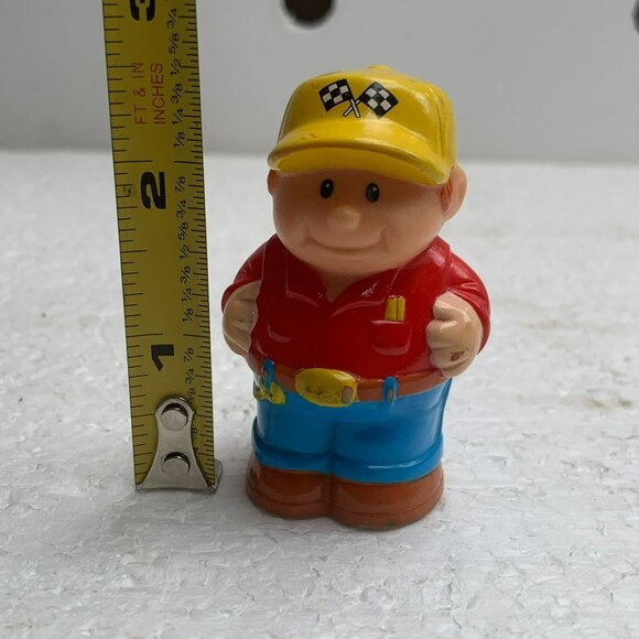 Vintage Shelcore Little People Figure - Race Car Worker - From 1998 - Picture 6 of 8